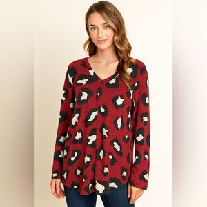 Red‎  Leopard Print V-Neck Long Sleeve Top size M